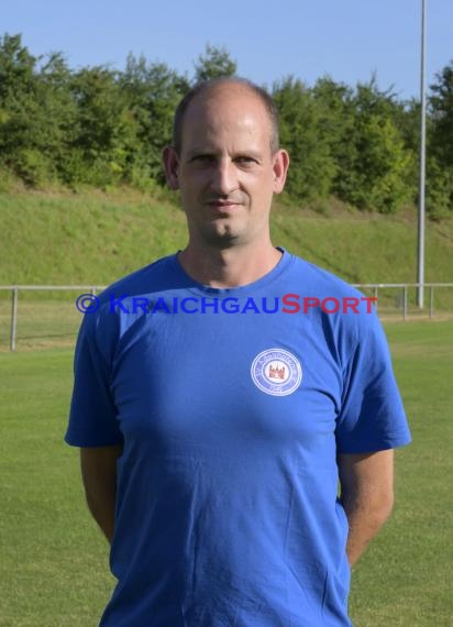 Mannschaftsfoto Saison 2019/20 Fussball Sinsheim - SV Adelshofen (© Kraichgausport / Loerz)